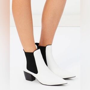 Sol Sana Ella Boot in White (Sz 38)
